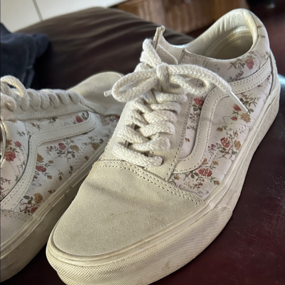 Vans Cream Floral Sneakers vans 9